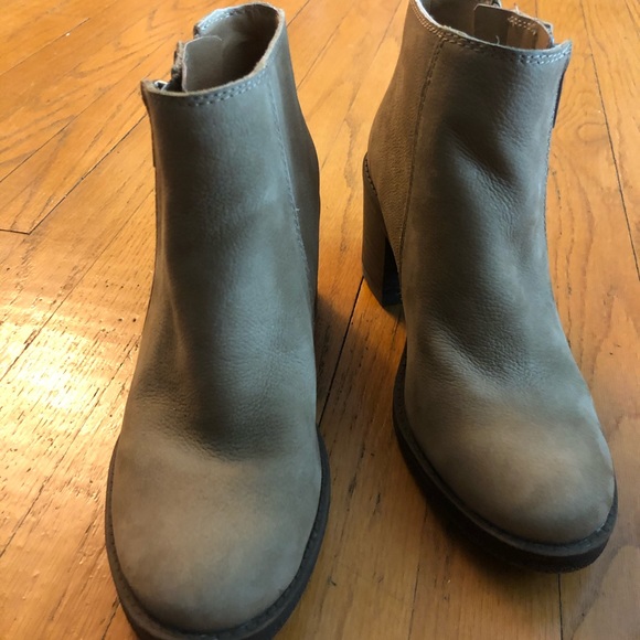 Lucky Brand Boots - Picture 3 of 5
